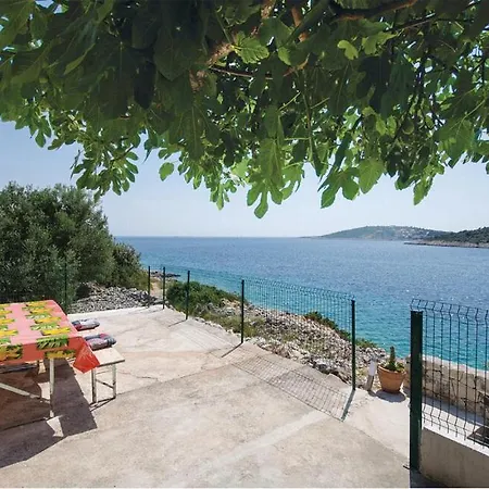 度假居 Holiday Home Sevid